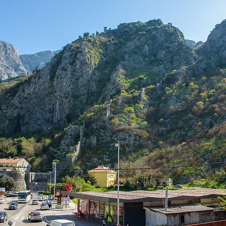 Apartman Dijana Kotor Exterior foto